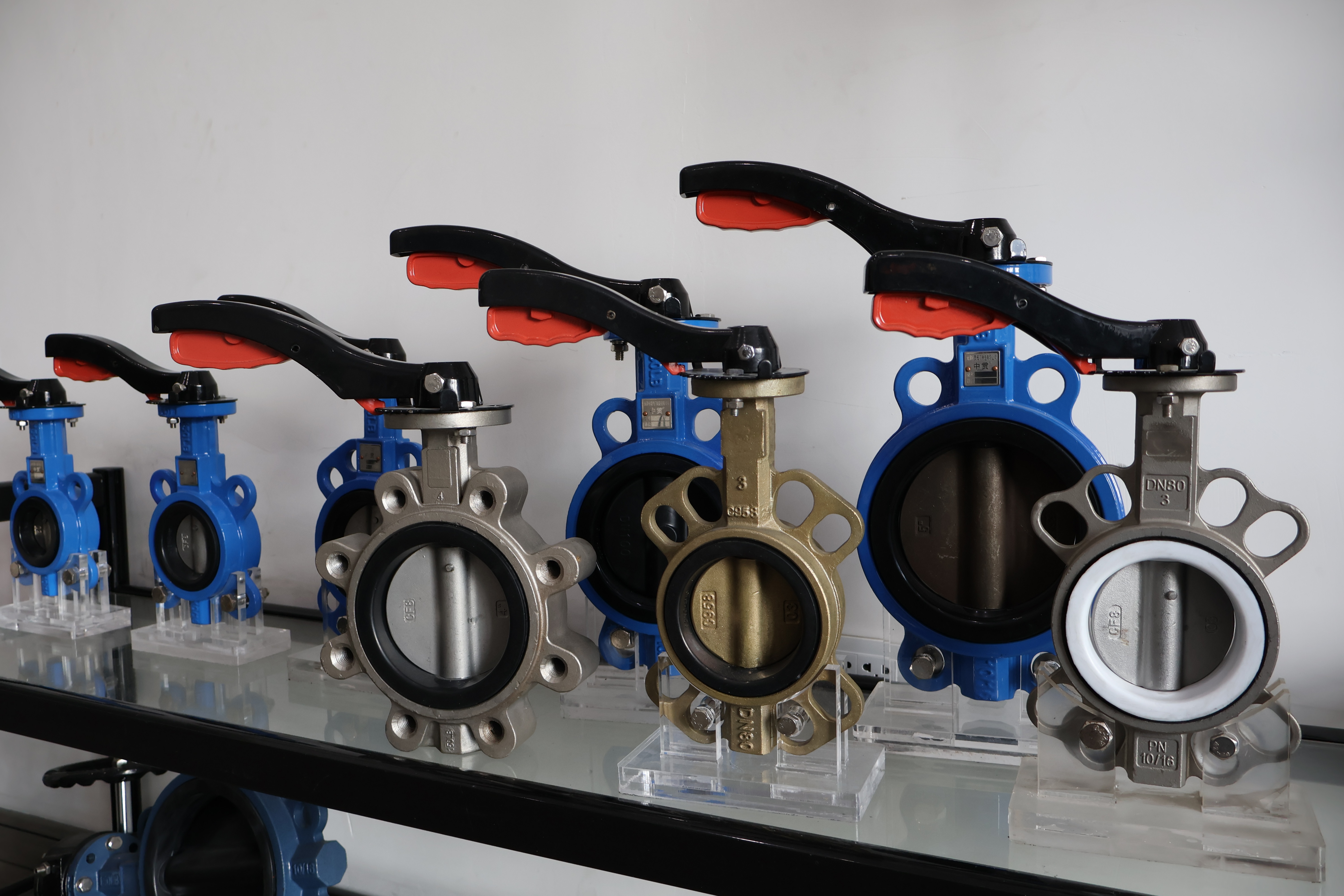 Valfları alarkən bilməli olduğunuz şeylər: Pulunuzu qaranlıqda sərf etməyin!